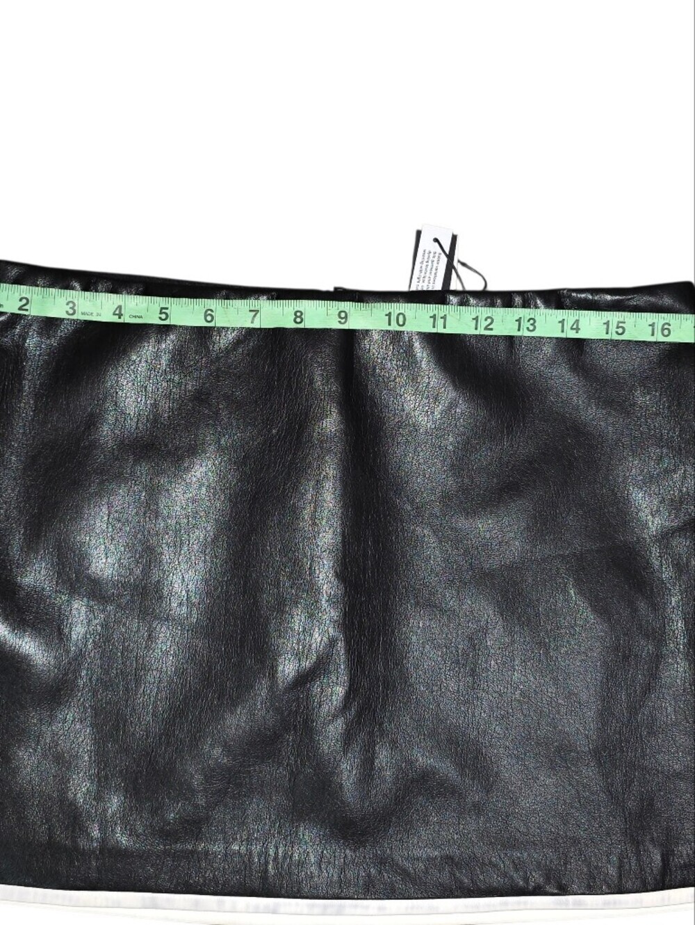 Alice + Olivia Rubi Vegan Leather Mini Skirt Black White Trim Size 10 NWT - Picture 5 of 10